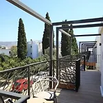 酒店 Eskiceshme Marina (adults Only) 2*
