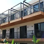 酒店 Eskiceshme Marina (adults Only) 2*