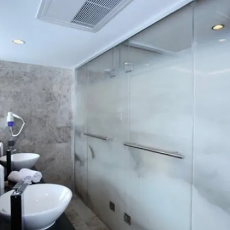 Отель Eskiceshme Marina (adults Only) 2*