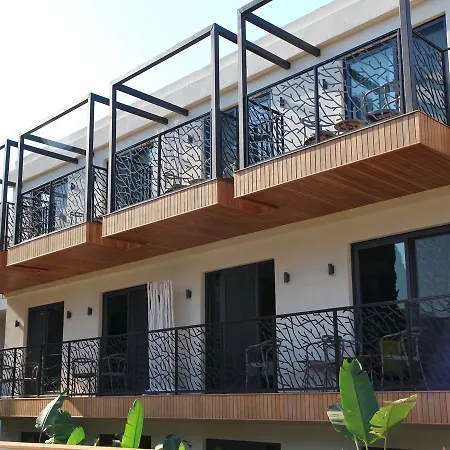Отель Eskiceshme Marina (adults Only) 2*