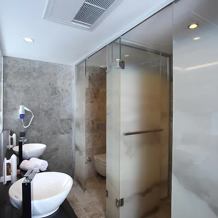 فندق Eskiceshme Marina (adults Only) 2*