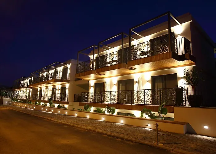 Отель Eskiceshme Marina (adults Only)