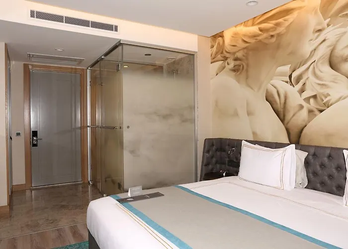 Отель Eskiceshme Marina (adults Only) 2*