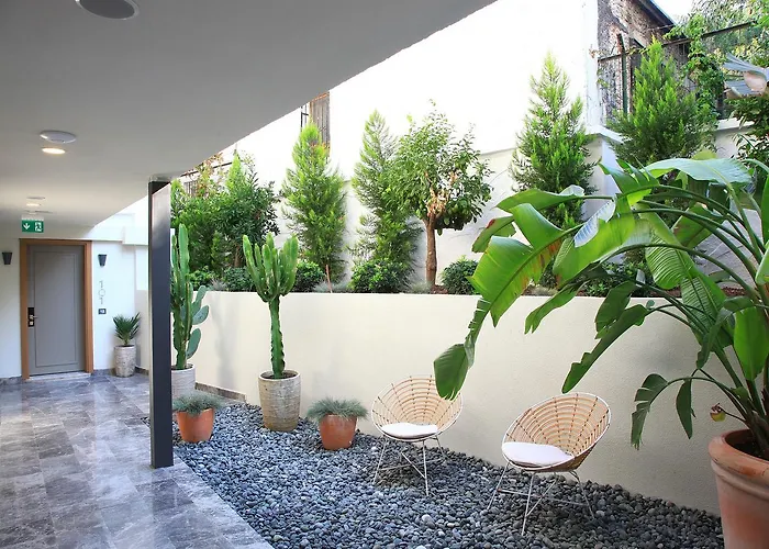 Hotel Eskiceshme Marina (adults Only) 2*